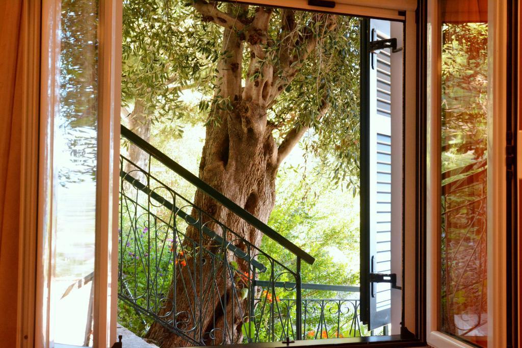 Glyfada Gorgona Apartments Exterior photo