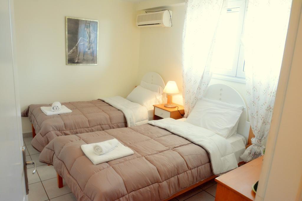 Glyfada Gorgona Apartments Exterior photo
